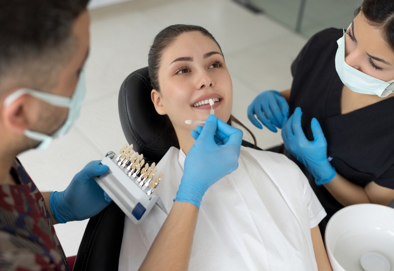 Dental Implants consultation with an expert dentist and an assistant team in Antioch, IL